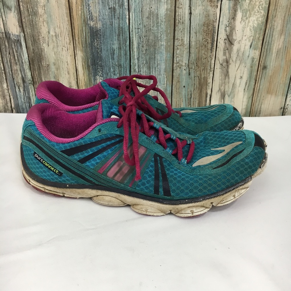 Brooks Pure Connect 3 Lightweight Running Shoes